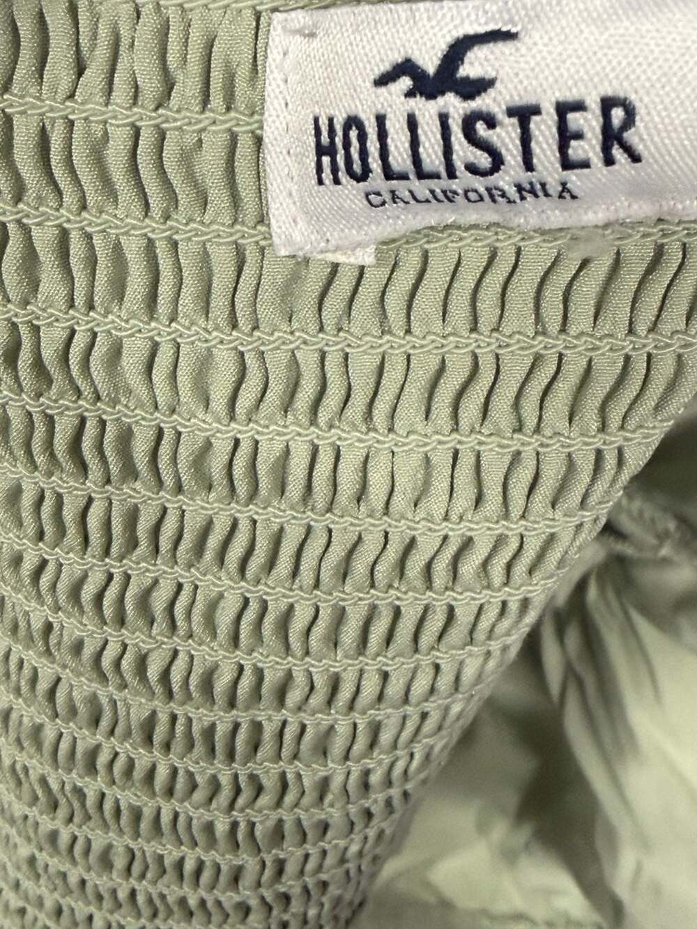 Hollister Sage Green Eyelet Crop Top with Puff Sleeves and Smocked Back - Picture 5 of 5